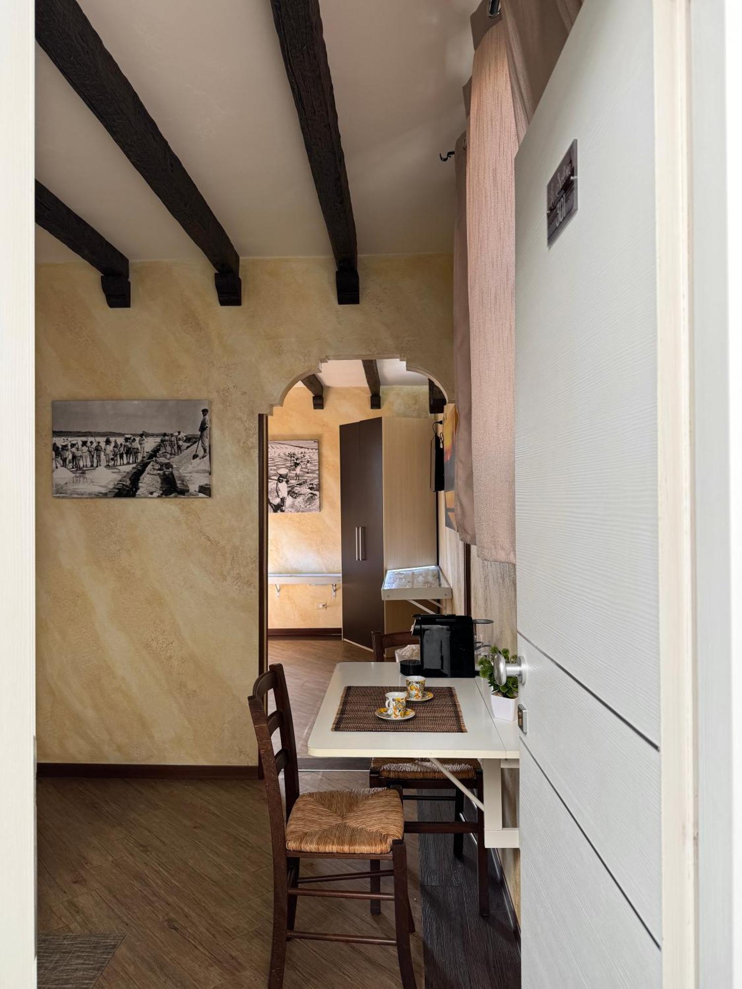 Summer Wind Apartments Trapani Bagian luar foto